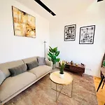 The Morais House Apartment *